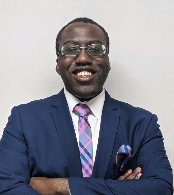 Picture of Gideon Adjei-Okyere, the owner of Simply Tax Solutions.